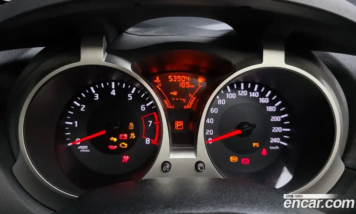 Nissan Juke 2017 1.6 гидро в Москве № 1015912, фото 8