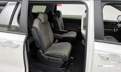 Kia Canival 2024 2.2 гидро в Москве № 102347, миниатюра 12