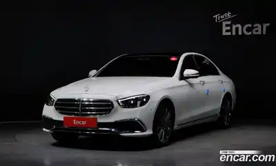 Mercedes-Benz E-Class, 2022