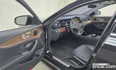Mercedes-Benz E-Class 2017 2.0 гидро в Москве № 150708, миниатюра 10