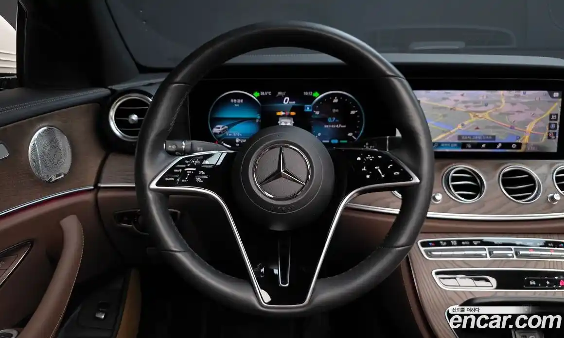 Mercedes-Benz E-Class 2023 1.9 гидро в Москве, фото 13