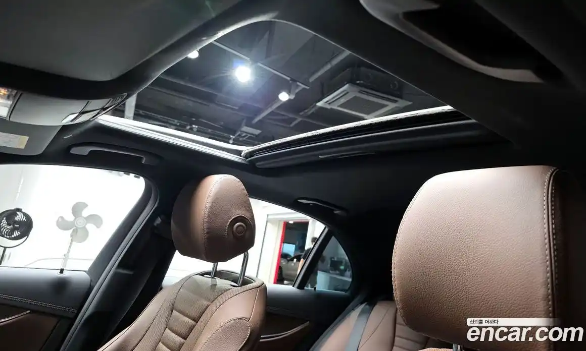 Mercedes-Benz E-Class 2023 1.9 гидро в Москве, фото 18