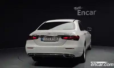 Mercedes-Benz E-Class 2023 1.9 гидро в Москве, миниатюра 4