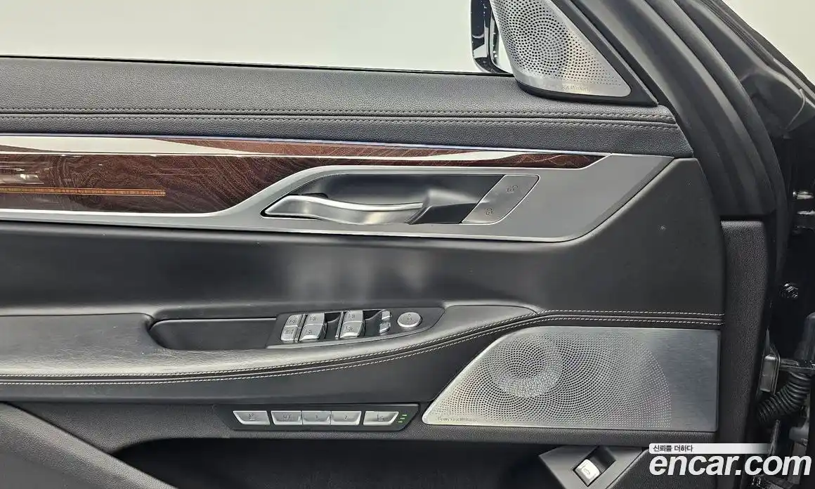 BMW 7-Series 2016 4.4 гидро в Москве № 159164, фото 15