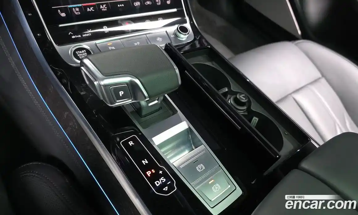 Audi A8 2023 3.0 гидро в Москве № 162328, фото 9
