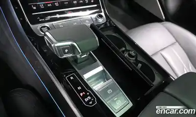 Audi A8 2023 3.0 гидро в Москве № 162328, миниатюра 9
