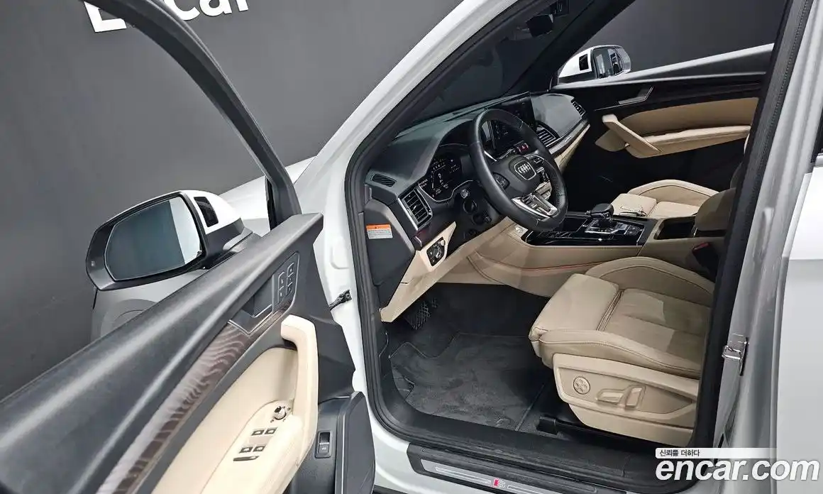 Audi Q5 2022 2.0 гидро в Москве № 162894, фото 10