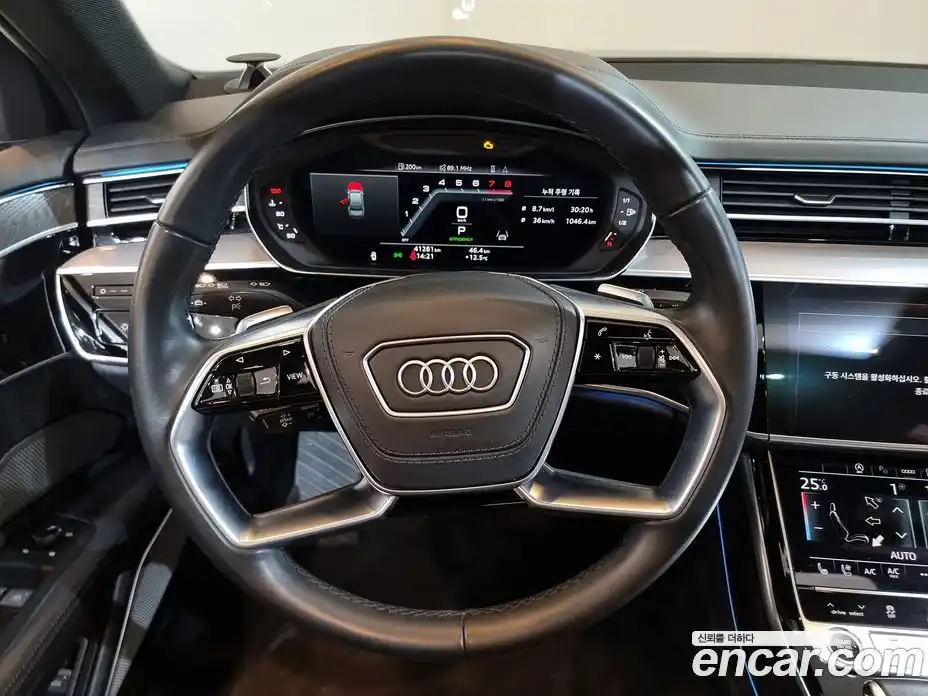 Audi A8 2023 3.0 гидро в Москве № 164000, фото 18