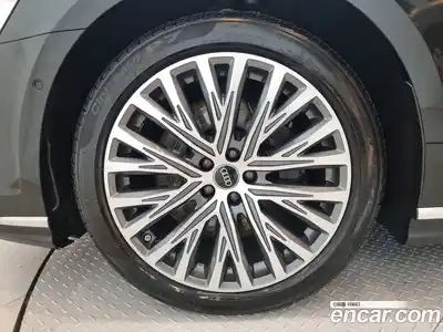 Audi A8 2023 3.0 гидро в Москве № 164000, миниатюра 5