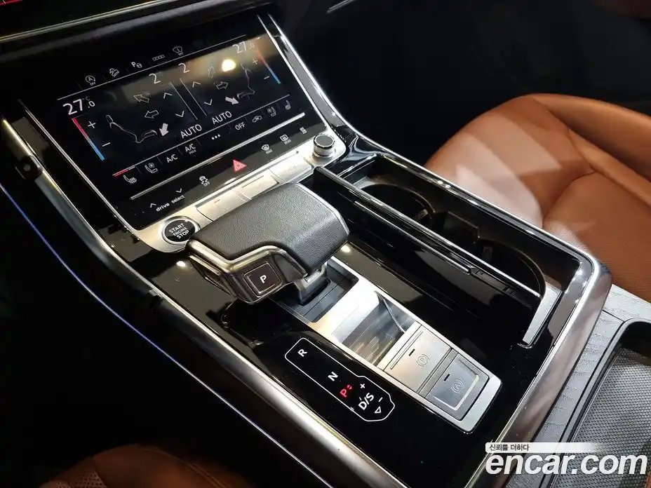 Audi Q7 2023 3.0 гидро в Москве № 164008, фото 9