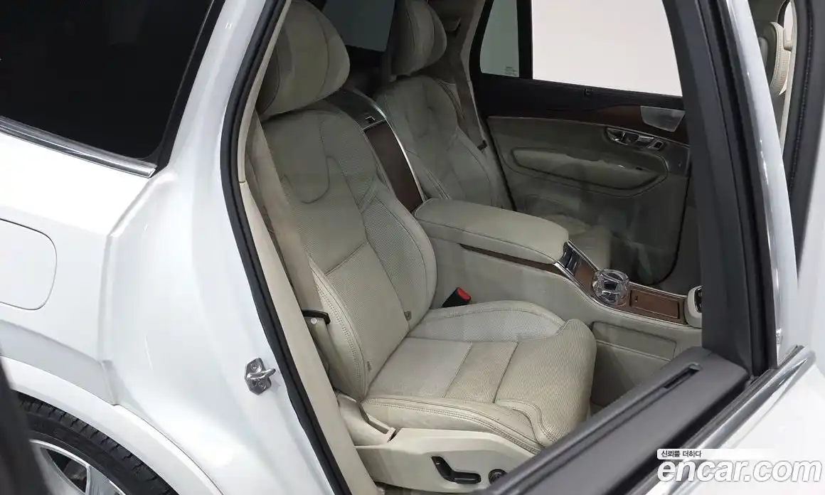 Volvo XC90 2017 2.0 гидро в Москве № 164599, фото 12