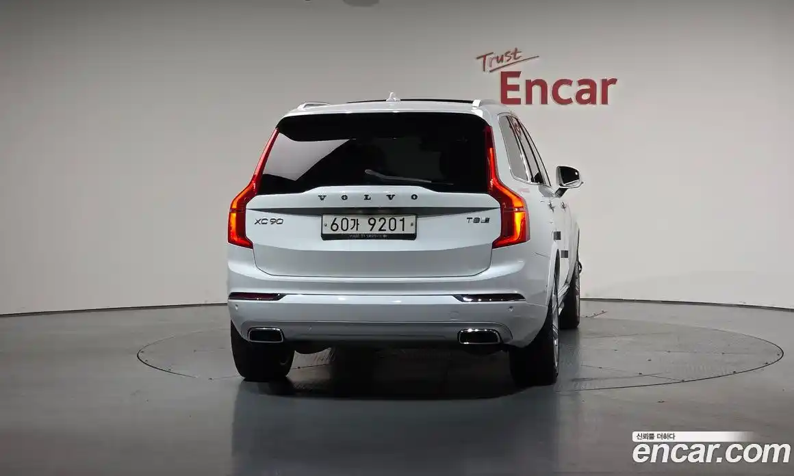 Volvo XC90 2017 2.0 гидро в Москве № 164599, фото 4