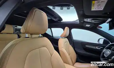 Volvo XC40 2019 2.0 гидро в Москве № 164719, миниатюра 11