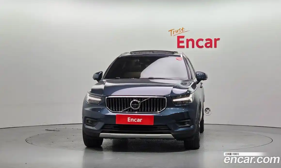 Volvo XC40 2019 2.0 гидро в Москве № 164719, фото 3