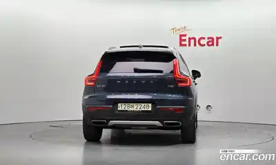 Volvo XC40 2019 2.0 гидро в Москве № 164719, миниатюра 4