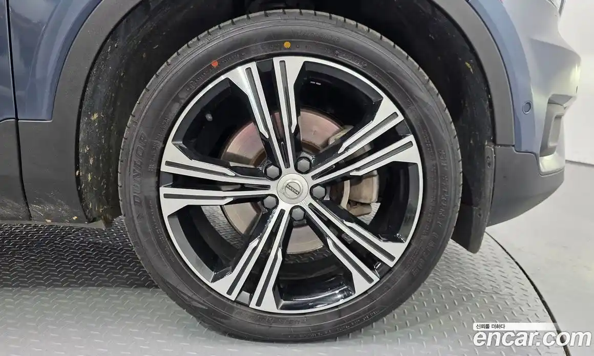 Volvo XC40 2019 2.0 гидро в Москве № 164719, фото 5