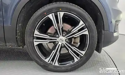 Volvo XC40 2019 2.0 гидро в Москве № 164719, миниатюра 5