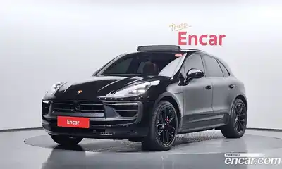 Porsche Macan, 2022