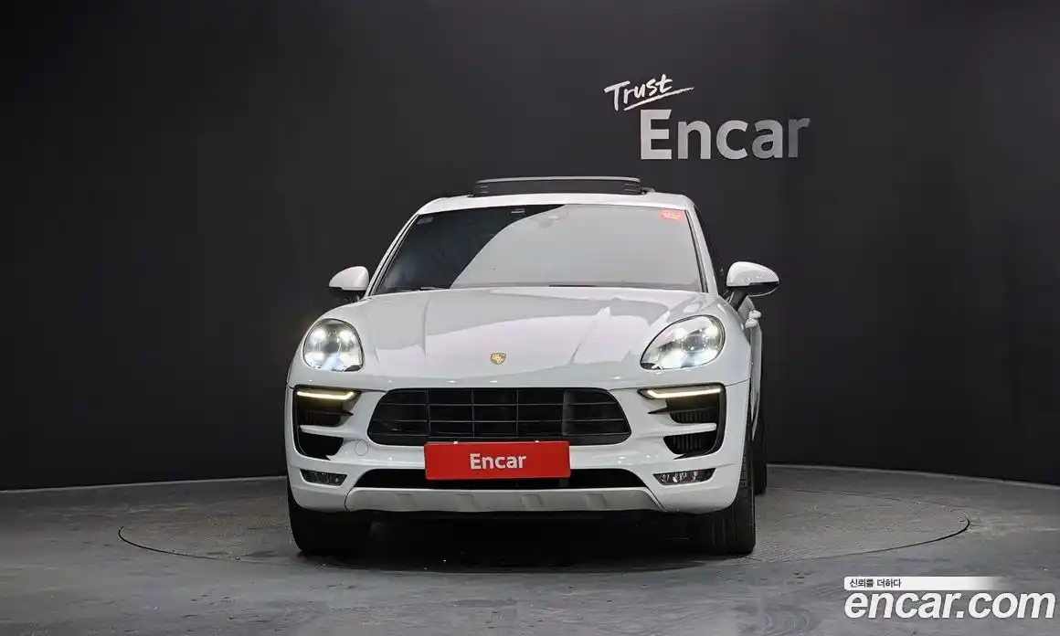 Porsche Macan 2018 3.0 гидро в Москве № 165355, фото 3