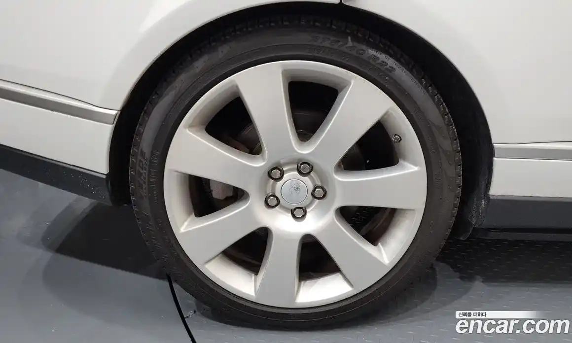 Land Rover Range-Rover 2015 4.4 гидро в Москве № 166670, фото 5
