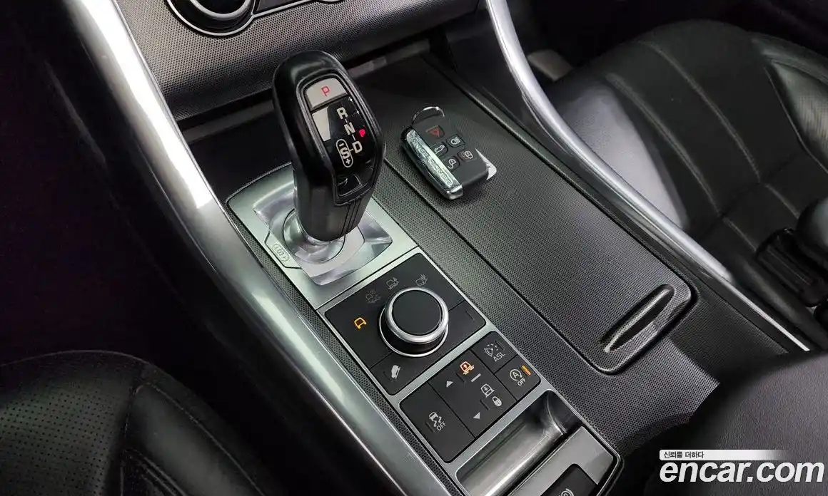 Land Rover Range-Rover Sport 2016 3.0 гидро в Москве № 166710, фото 9