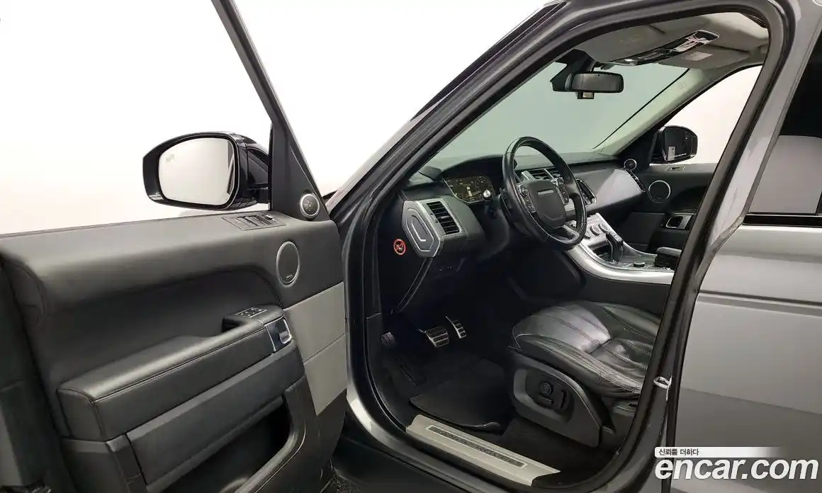 Land Rover Range-Rover Sport 2016 3.0 гидро в Москве № 166710, фото 10