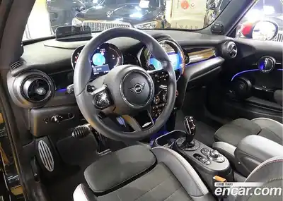 Mini Cooper 2023 2.0 гидро в Москве № 167421, миниатюра 7