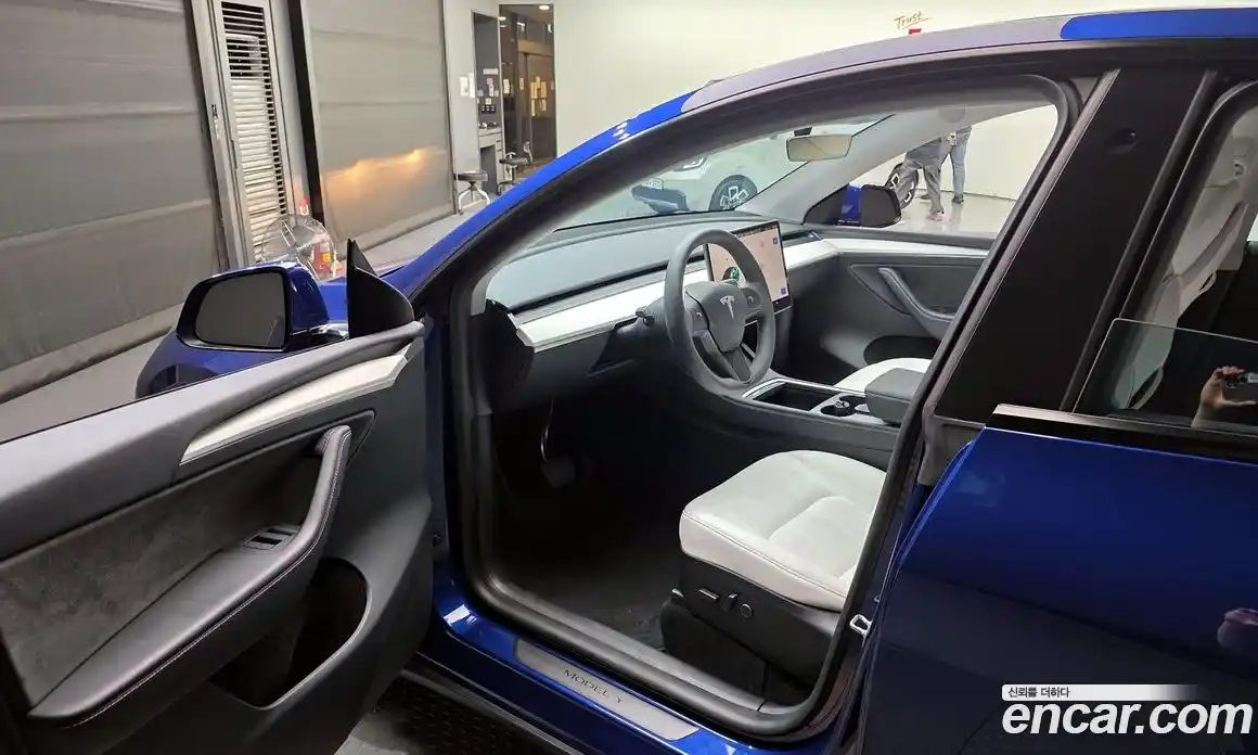 Tesla Model Y 2024 0.2 гидро в Москве № 167673, фото 10