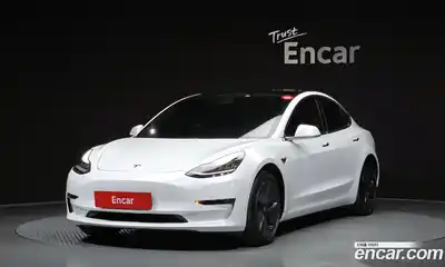 Tesla Model 3, 2020