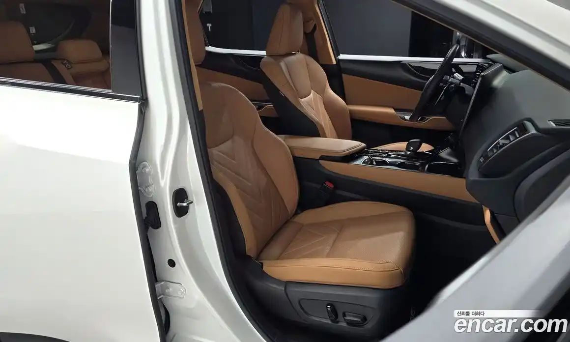 Lexus NX 2024 2.5 гидро в Москве № 168071, фото 10