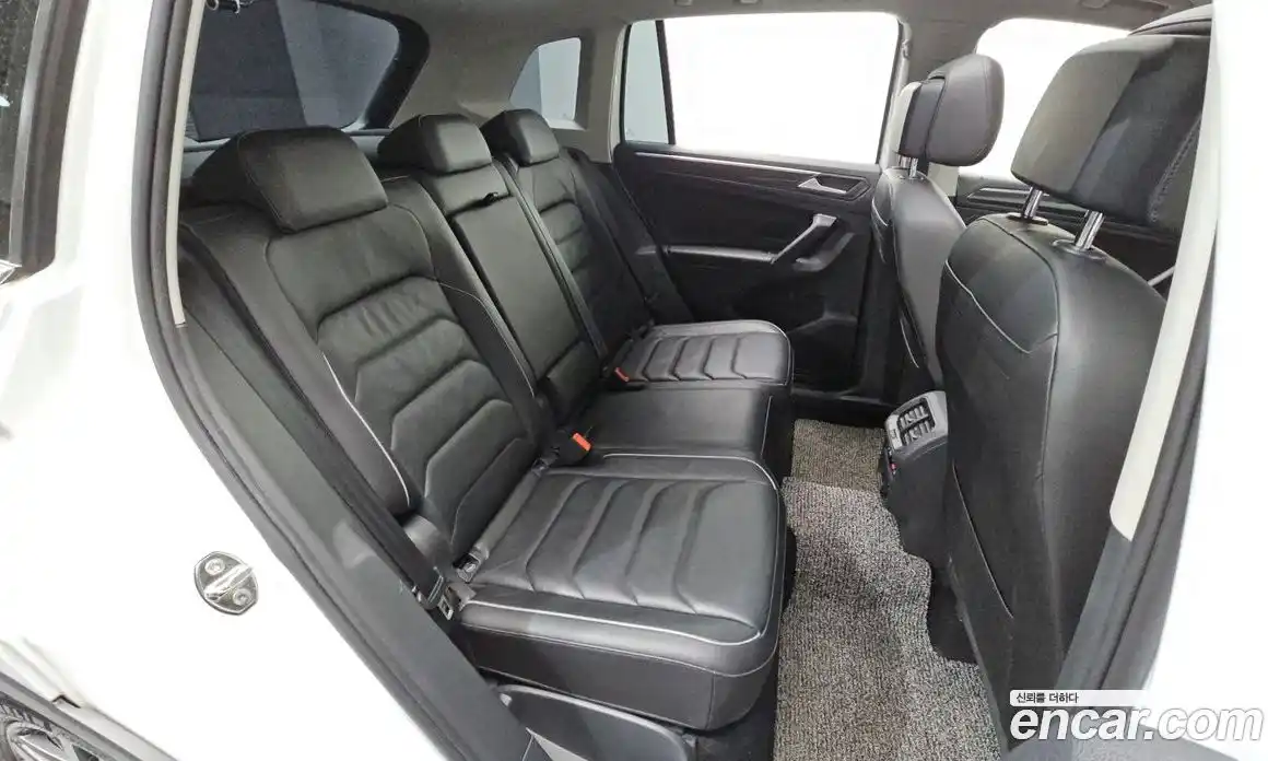 Volkswagen Tiguan 2021 2.0 гидро в Москве № 168905, фото 13