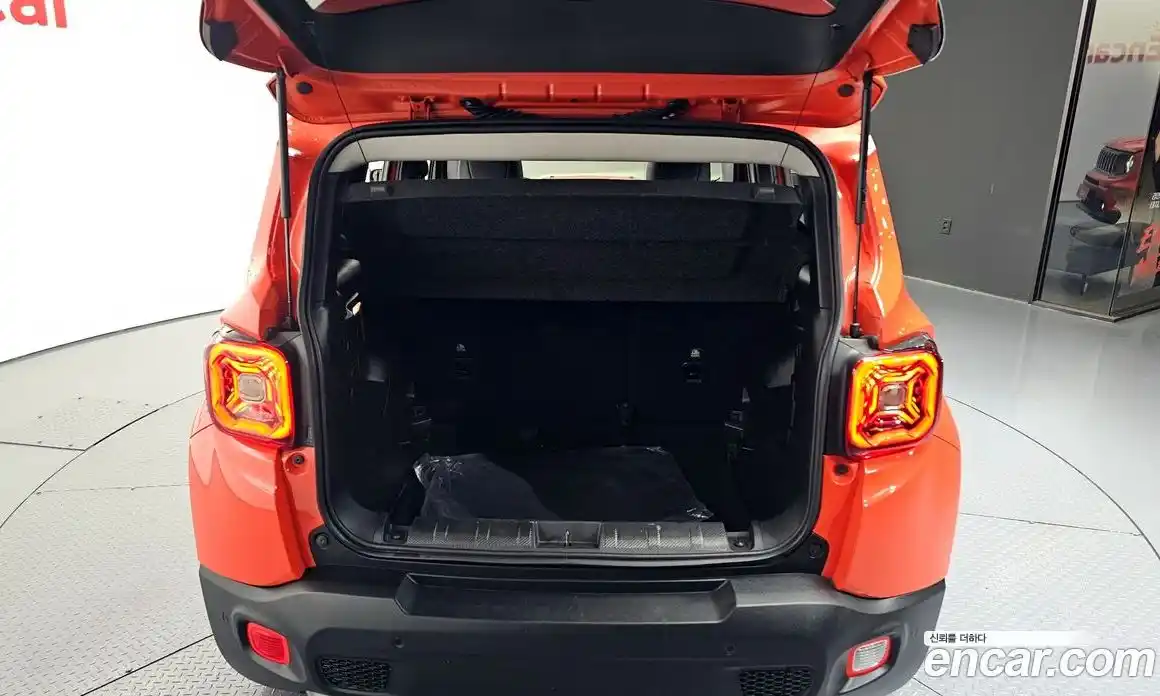 Jeep Renegade 2020 2.4 гидро в Москве № 169710, фото 20