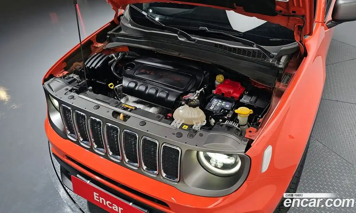 Jeep Renegade 2020 2.4 гидро в Москве № 169710, фото 6