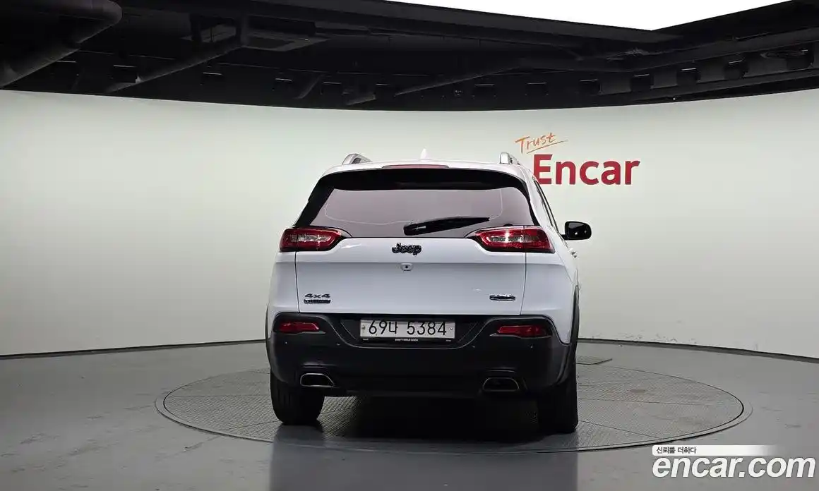 Jeep Cherokee 2016 2.2 гидро в Москве № 169864, фото 4