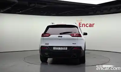Jeep Cherokee 2016 2.2 гидро в Москве № 169864, миниатюра 4