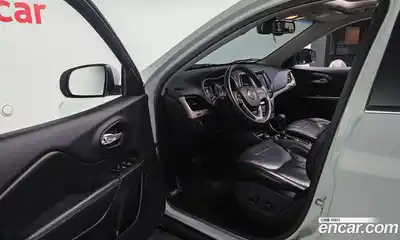 Jeep Cherokee 2016 2.2 гидро в Москве № 169864, миниатюра 10