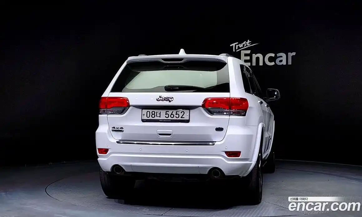 Jeep Cherokee 2018 3.0 гидро в Москве № 169909, фото 4