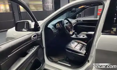 Jeep Cherokee 2018 3.0 гидро в Москве № 169909, миниатюра 10