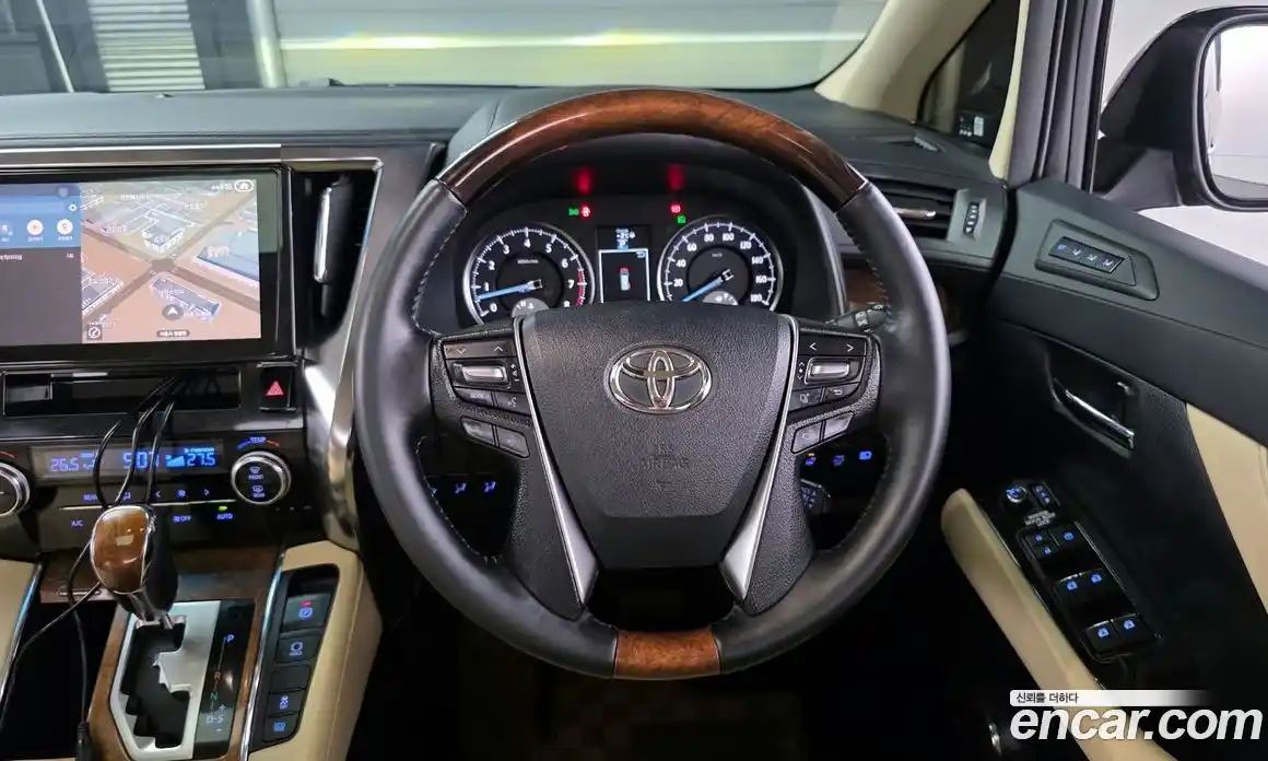Toyota Alphard 2016 3.5 гидро в Москве № 170316, фото 13