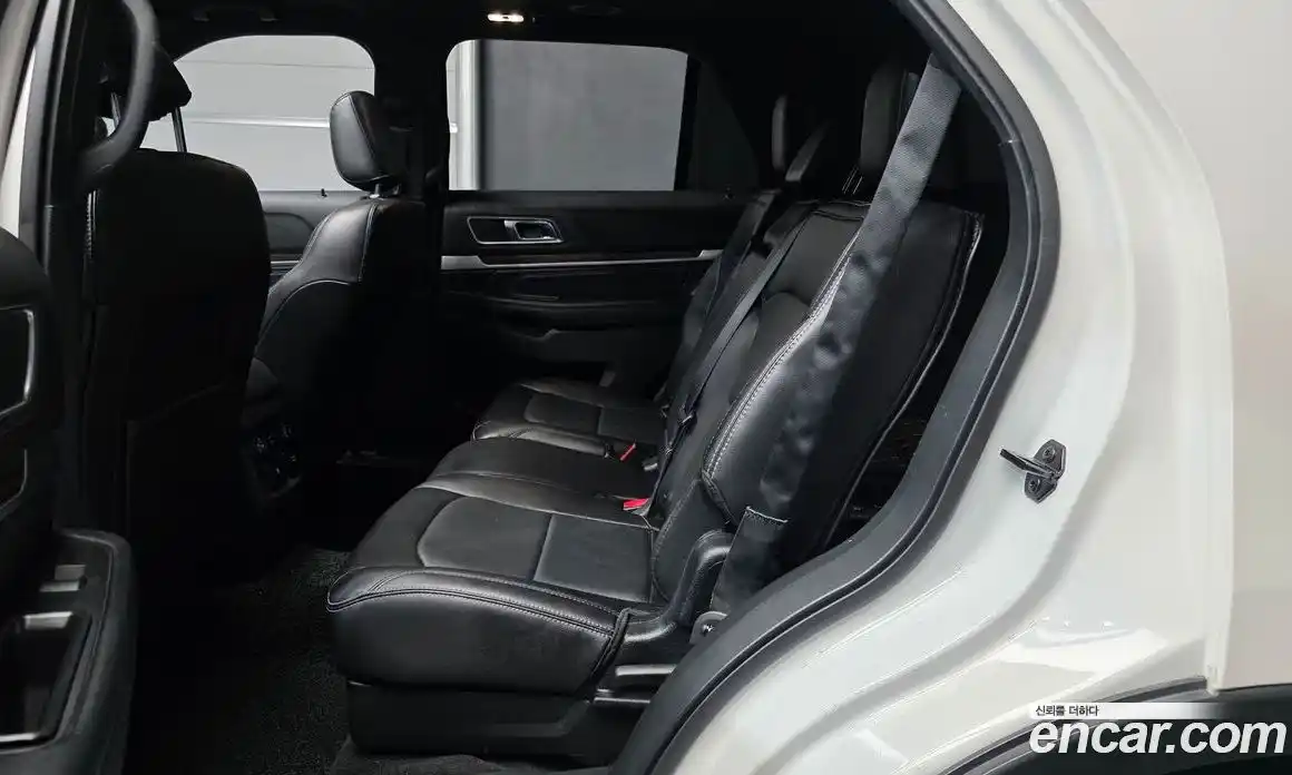 Ford Explorer 2019 2.3 гидро в Москве № 170816, фото 12