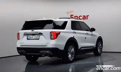Ford Explorer, 2022