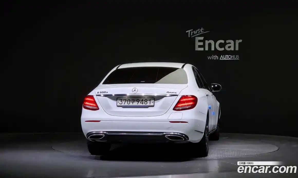 Mercedes-Benz E-Class 2020 2.0 гидро в Москве № 177964, фото 4