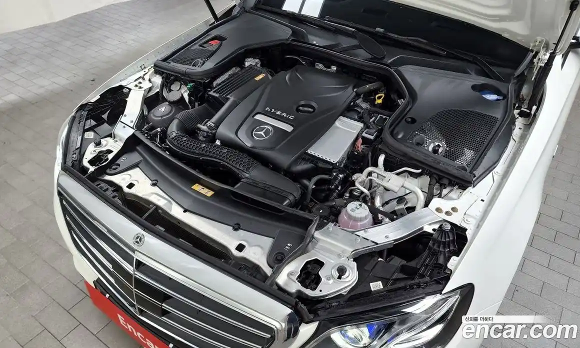 Mercedes-Benz E-Class 2020 2.0 гидро в Москве № 177964, фото 6