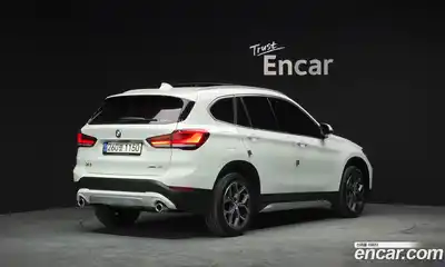 BMW X1 2022 2.0 гидро в Москве № 189747, миниатюра 2