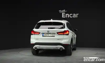 BMW X1 2022 2.0 гидро в Москве № 189747, миниатюра 4