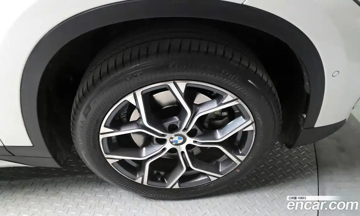 BMW X1 2022 2.0 гидро в Москве № 189747, фото 5