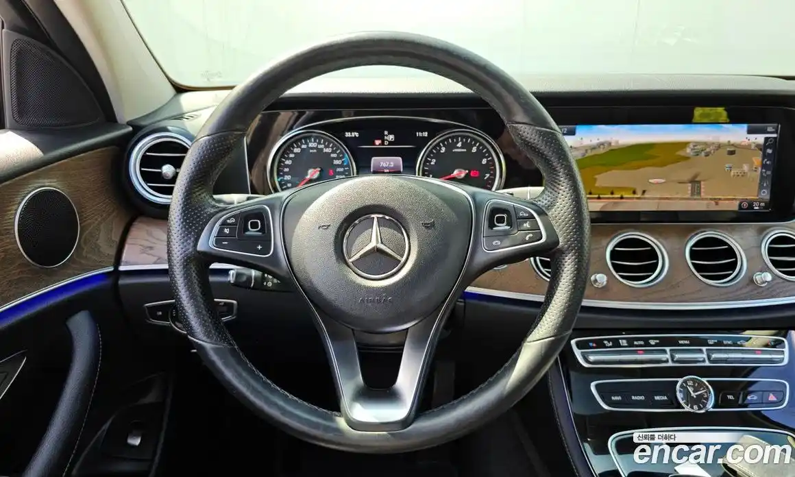 Mercedes-Benz E-Class 2017 2.0 гидро в Москве № 195285, фото 13