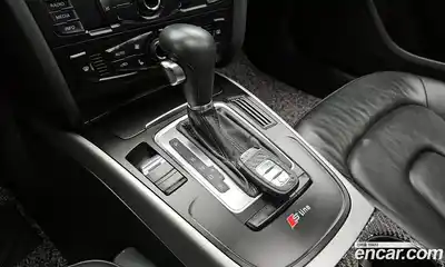 Audi A4 2009 2.0 гидро в Москве № 196453, миниатюра 9