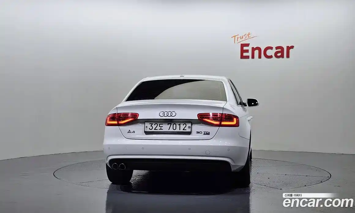 Audi A4 2014 2.0 гидро в Москве № 196694, фото 4