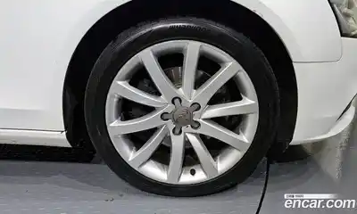 Audi A4 2014 2.0 гидро в Москве № 196694, миниатюра 5